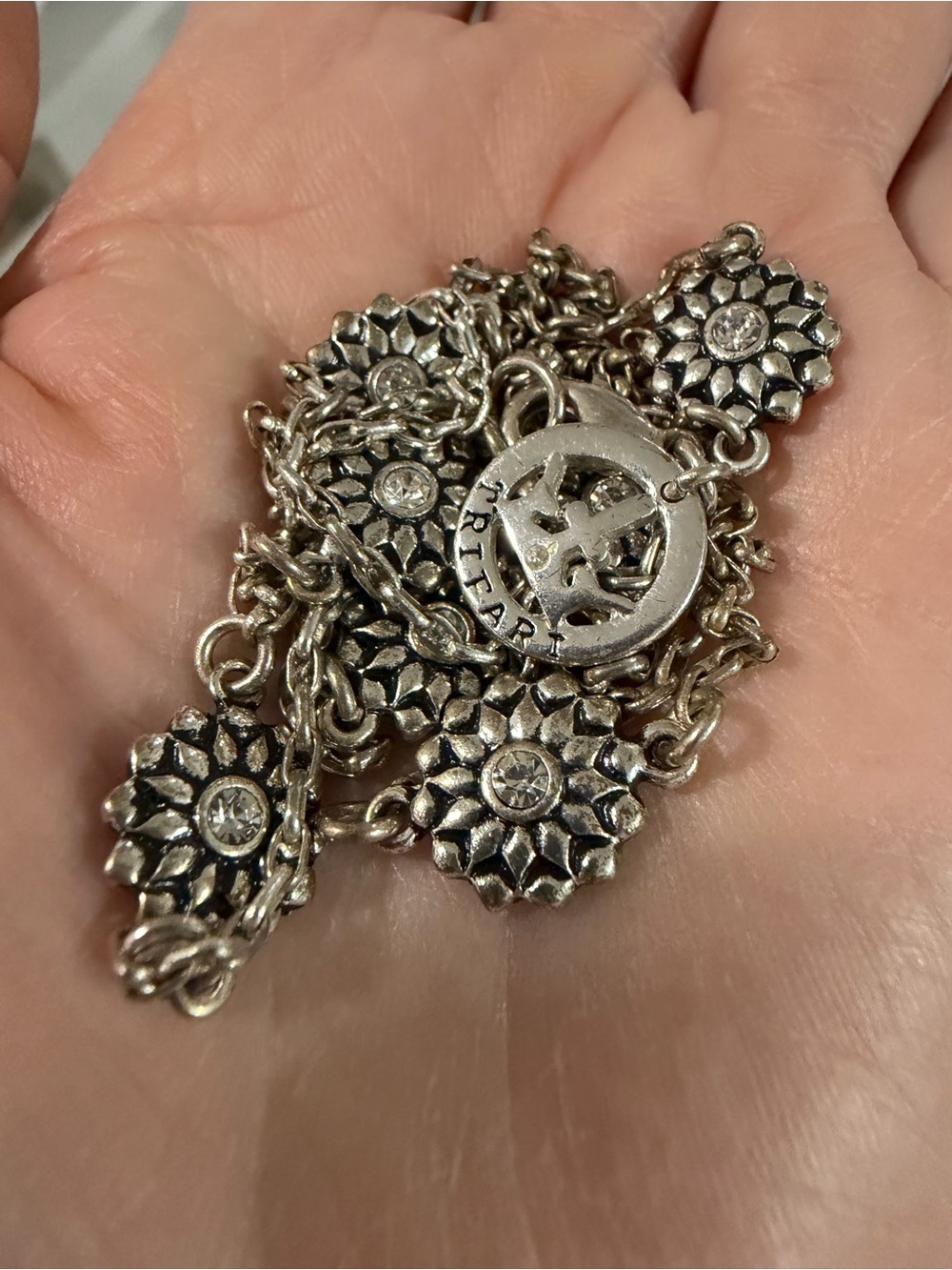 Vtg Crown Trifari Textured Flower Station Rhinestone/Crystal Necklace SilverTone - Picture 7 of 8